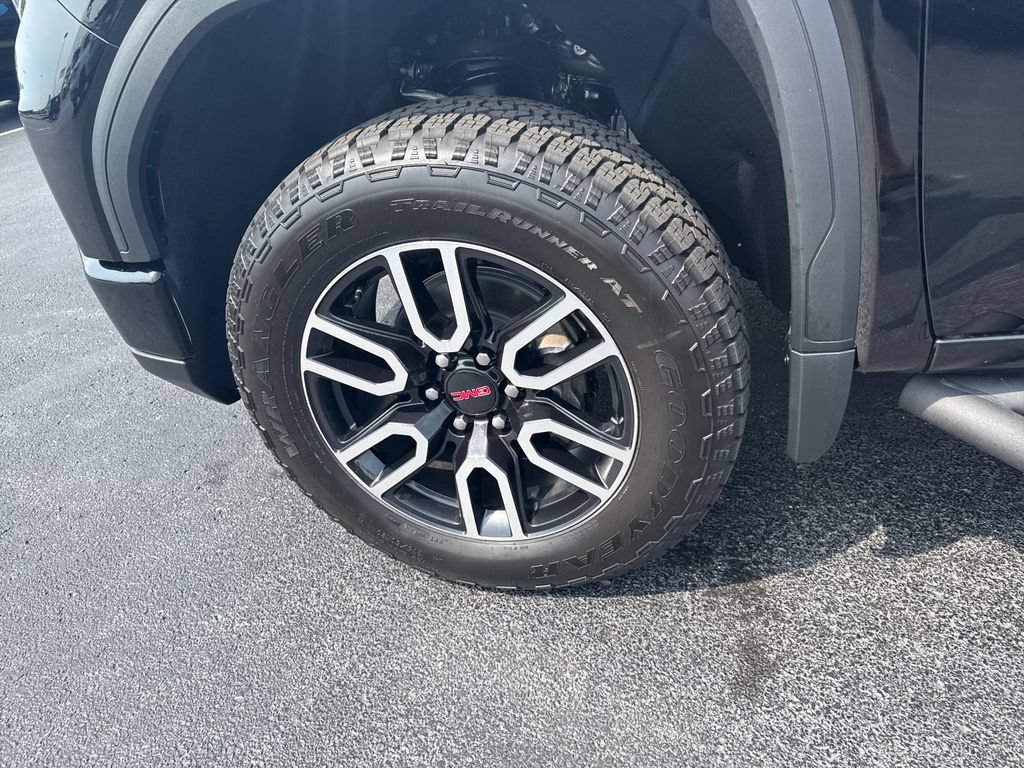 Used 2026 GMC Sierra 1500 AT4 w/ AT4 Premium Package AWD/4WD image 34