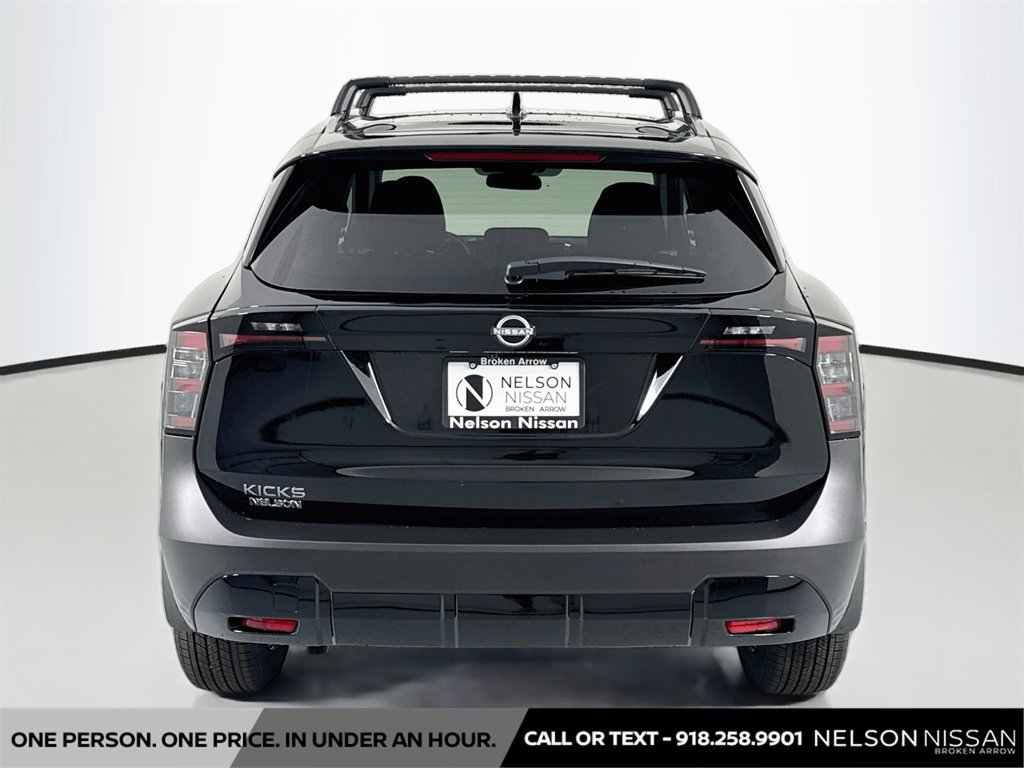 New 2027 Nissan Kicks SV w/ Cold Weather Package FWD image 6