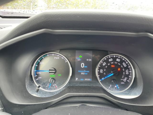 Used 2022 Toyota RAV4 XLE image 23