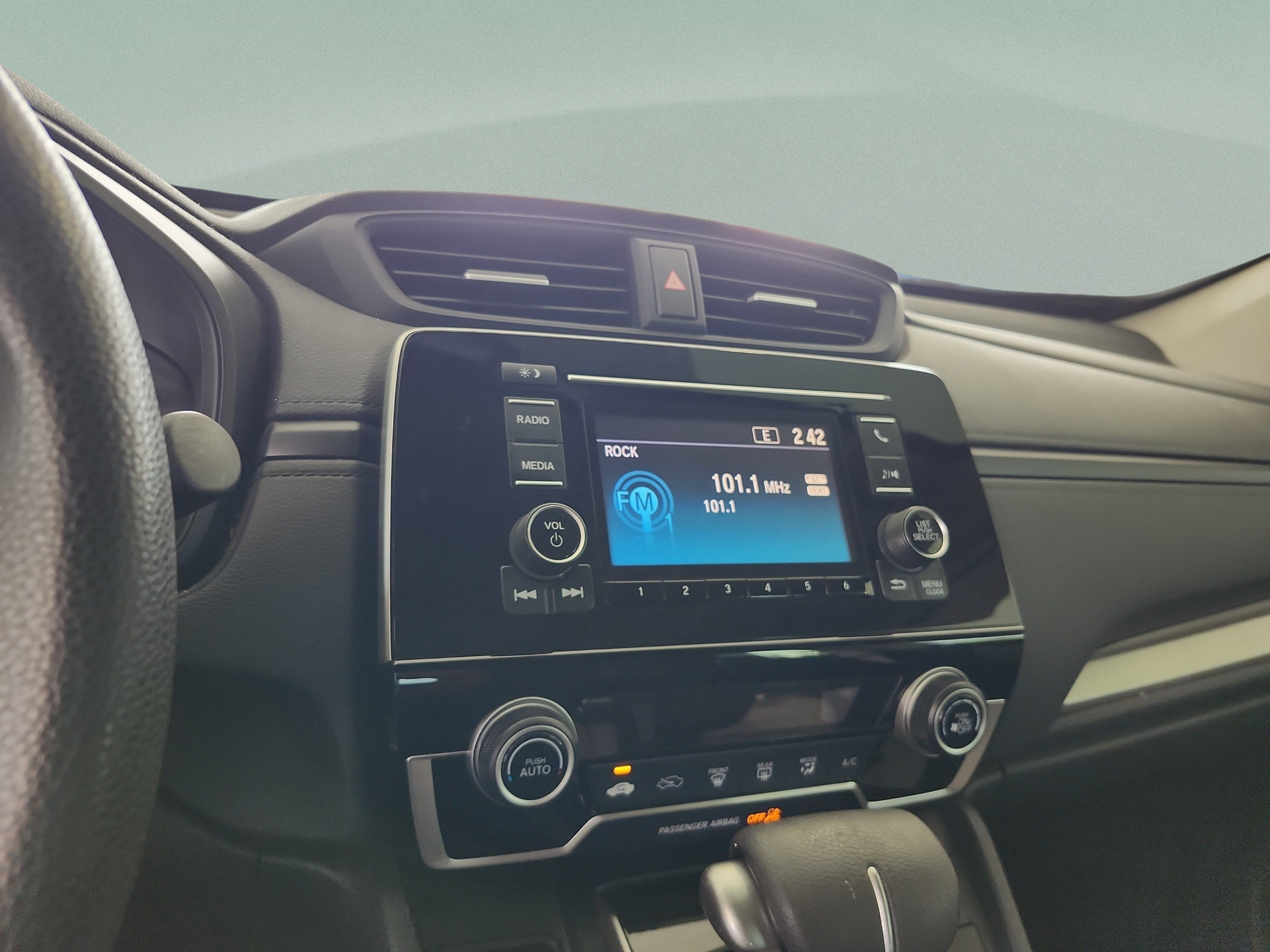 Used 2019 Honda CR-V LX image 13