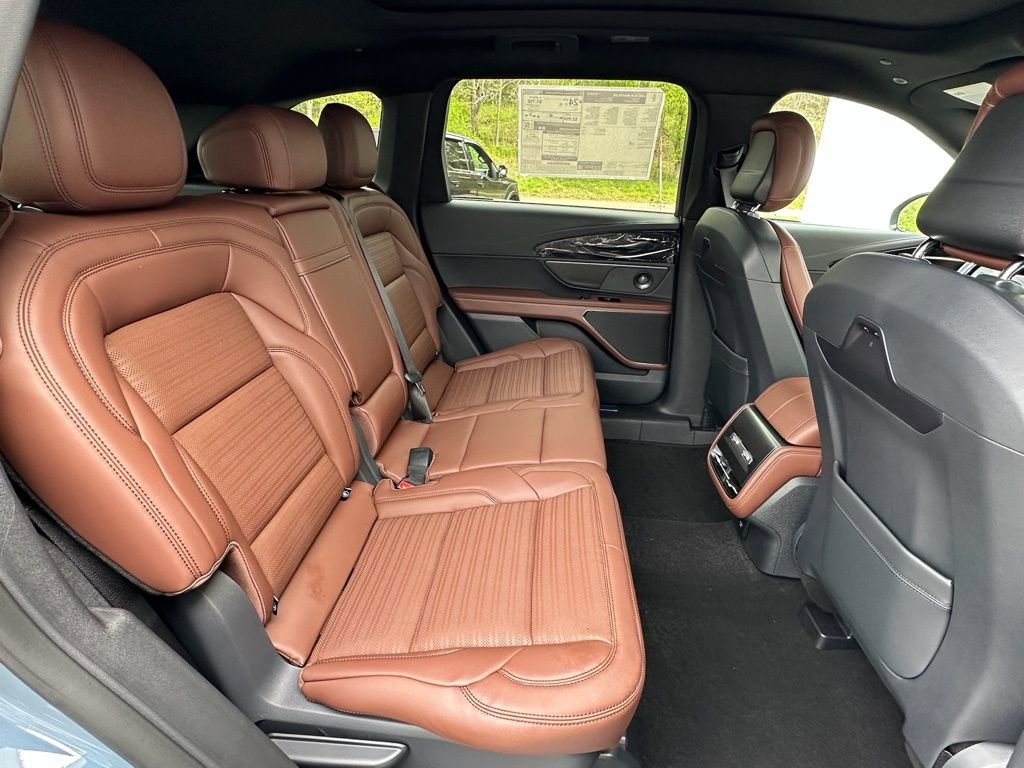 New 2026 Lincoln Nautilus Reserve AWD/4WD image 23