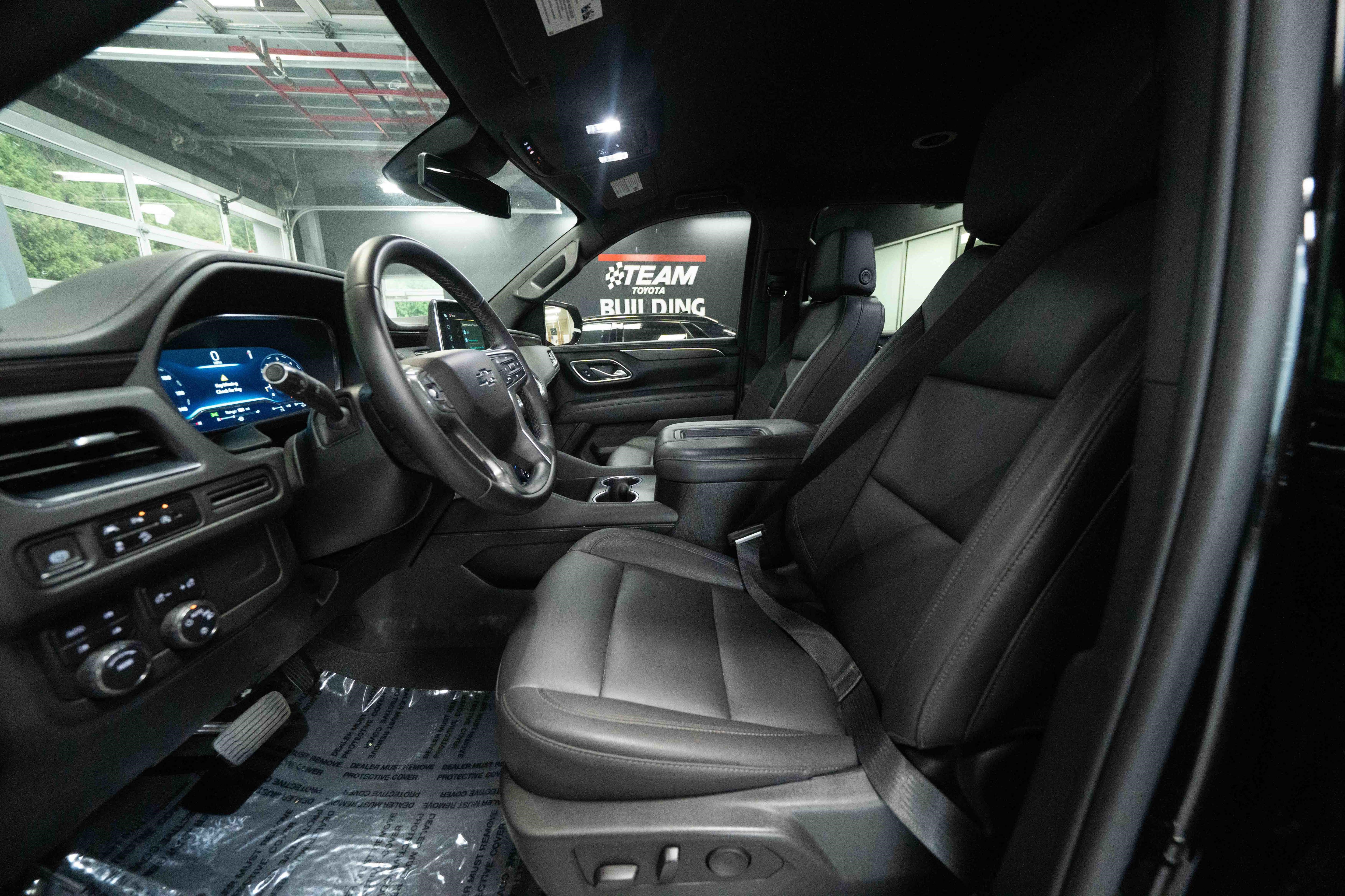 Used 2023 Chevrolet Tahoe Z71 AWD/4WD image 9