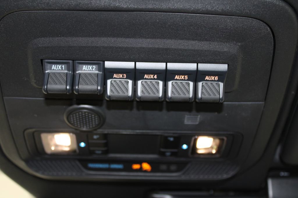 New 2025 Ford Bronco Badlands image 49