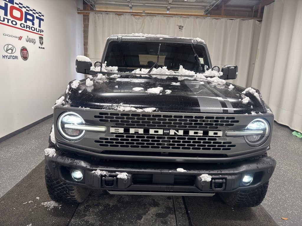 Used 2022 Ford Bronco Badlands w/ Sasquatch Package video 2