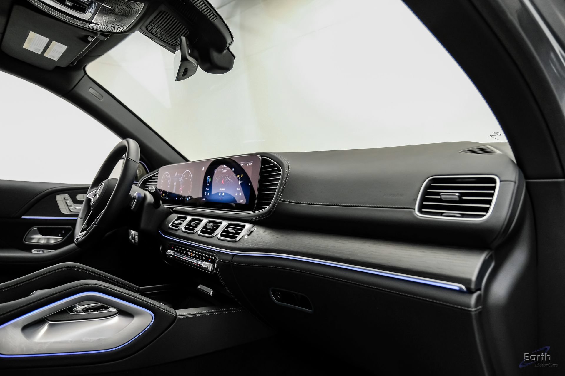 Used 2024 Mercedes-Benz Maybach GLS 600 4MATIC image 57