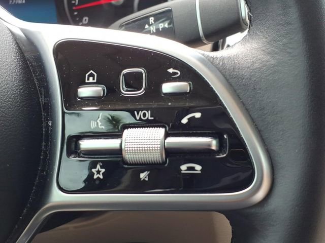 Used 2021 Mercedes-Benz GLC 300 image 29