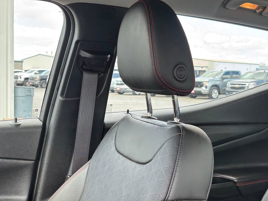 Used 2023 Chevrolet Bolt EUV Premier w/ Sun & Sound Package image 14