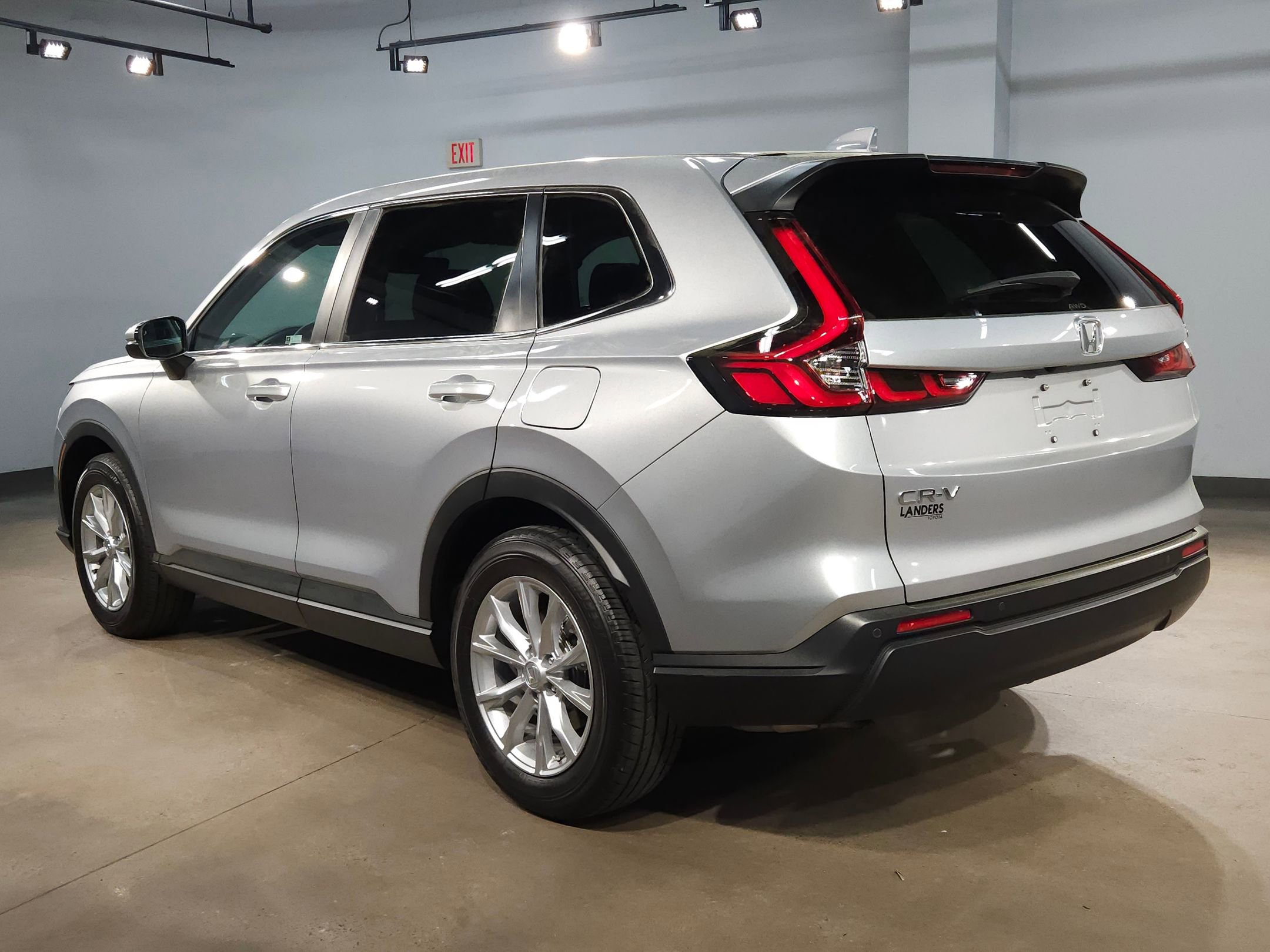 Used 2025 Honda CR-V EX-L image 5