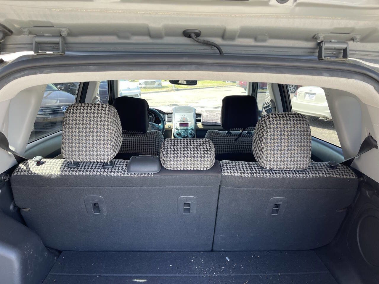 Used 2011 Kia Soul ! image 12