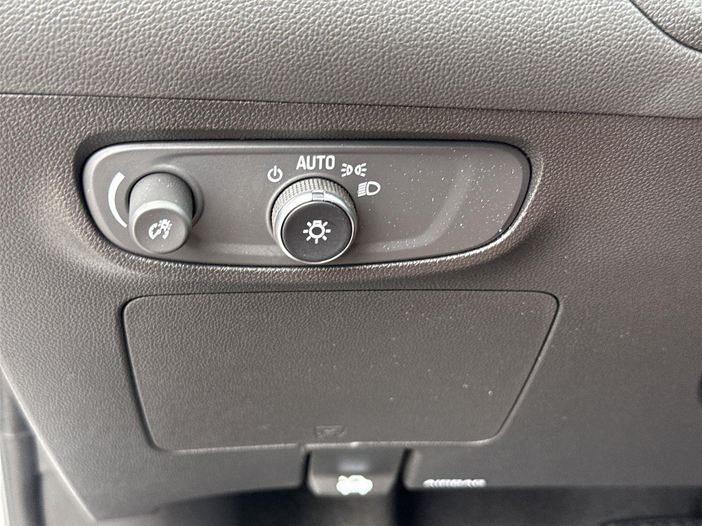 Used 2025 Buick Encore GX Preferred FWD image 16