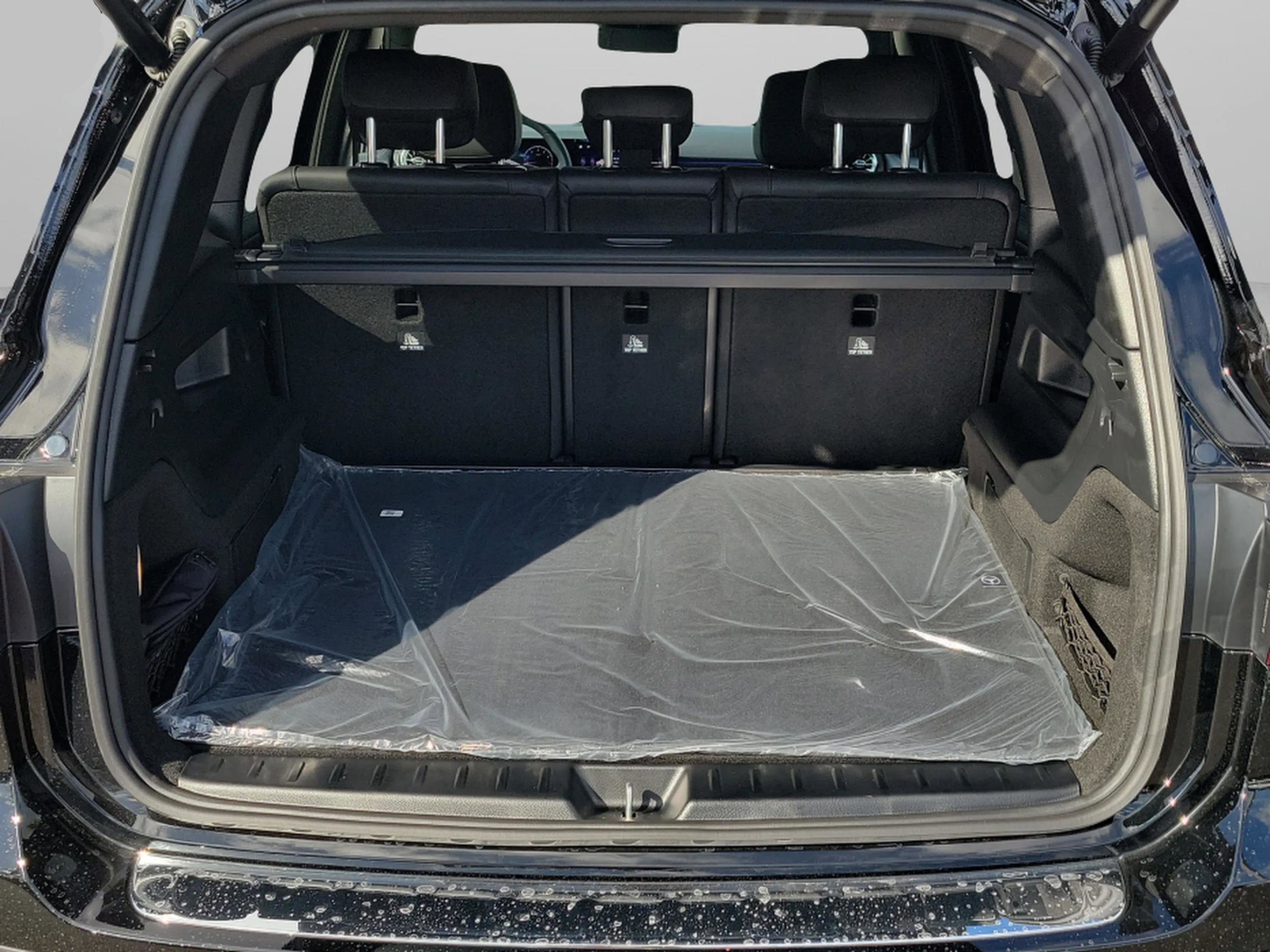 Certified 2026 Mercedes-Benz GLB 250 image 9