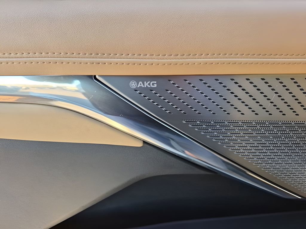 Certified 2025 Cadillac Escalade IQ Luxury 2 image 27