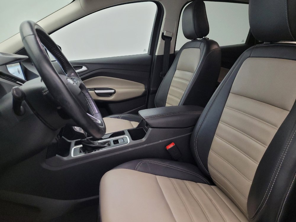 Used 2019 Ford Escape SEL image 17