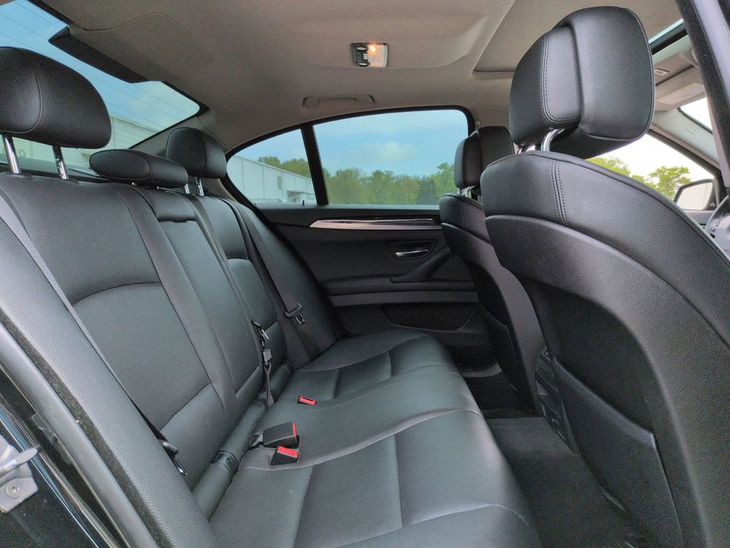Used 2013 BMW 535i xDrive Sedan image 17