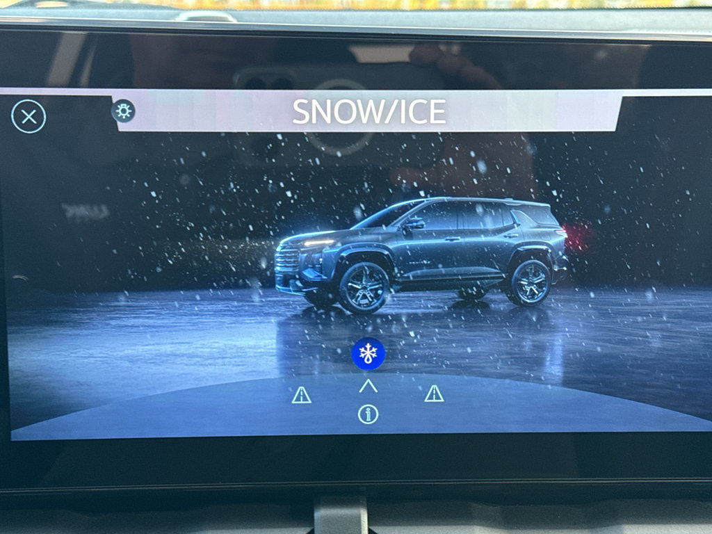 New 2027 Chevrolet Equinox RS w/ Safety and Technology Package FWD image 38