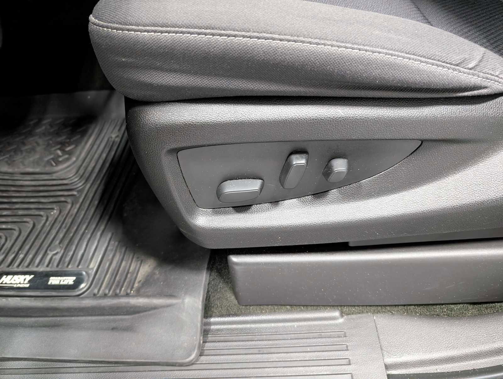 Used 2018 GMC Sierra 1500 SLE w/ SLE Value Package image 35