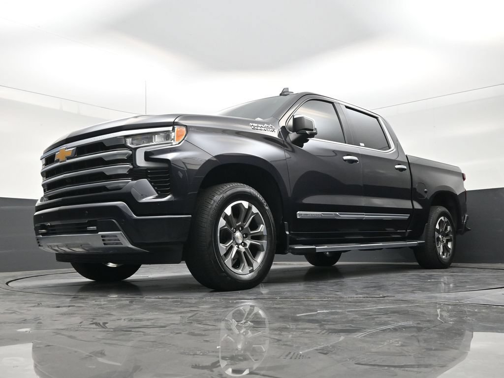 Used 2024 Chevrolet Silverado 1500 High Country w/ Technology Package RWD image 20