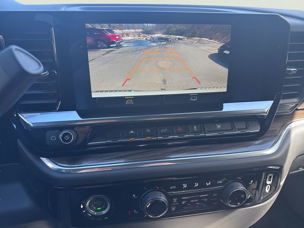 Used 2024 Chevrolet Silverado 1500 LT image 24