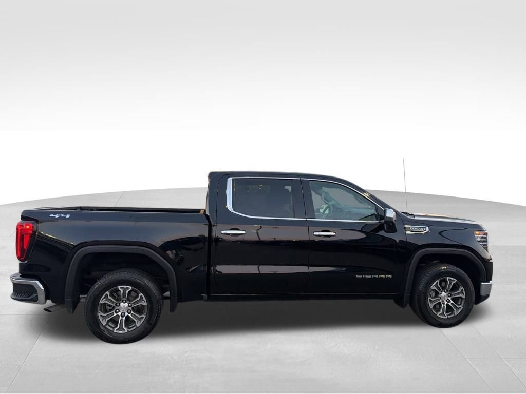 Used 2025 GMC Sierra 1500 SLT image 7