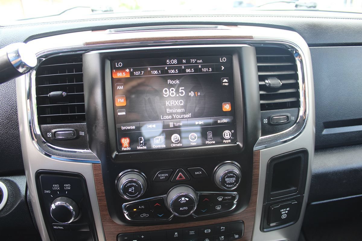 Used 2015 RAM 2500 Laramie AWD/4WD image 28