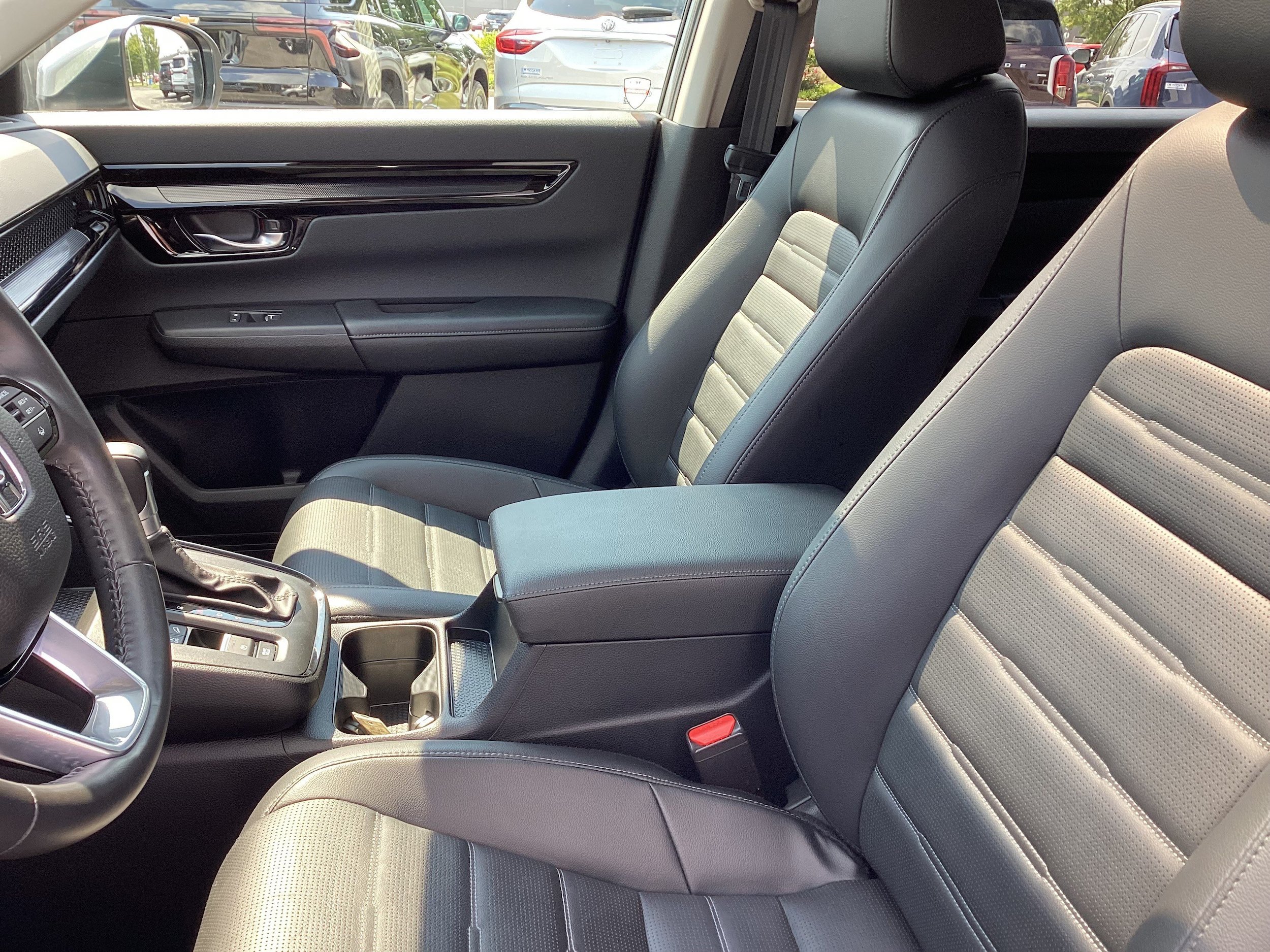 Used 2024 Honda CR-V EX-L image 12