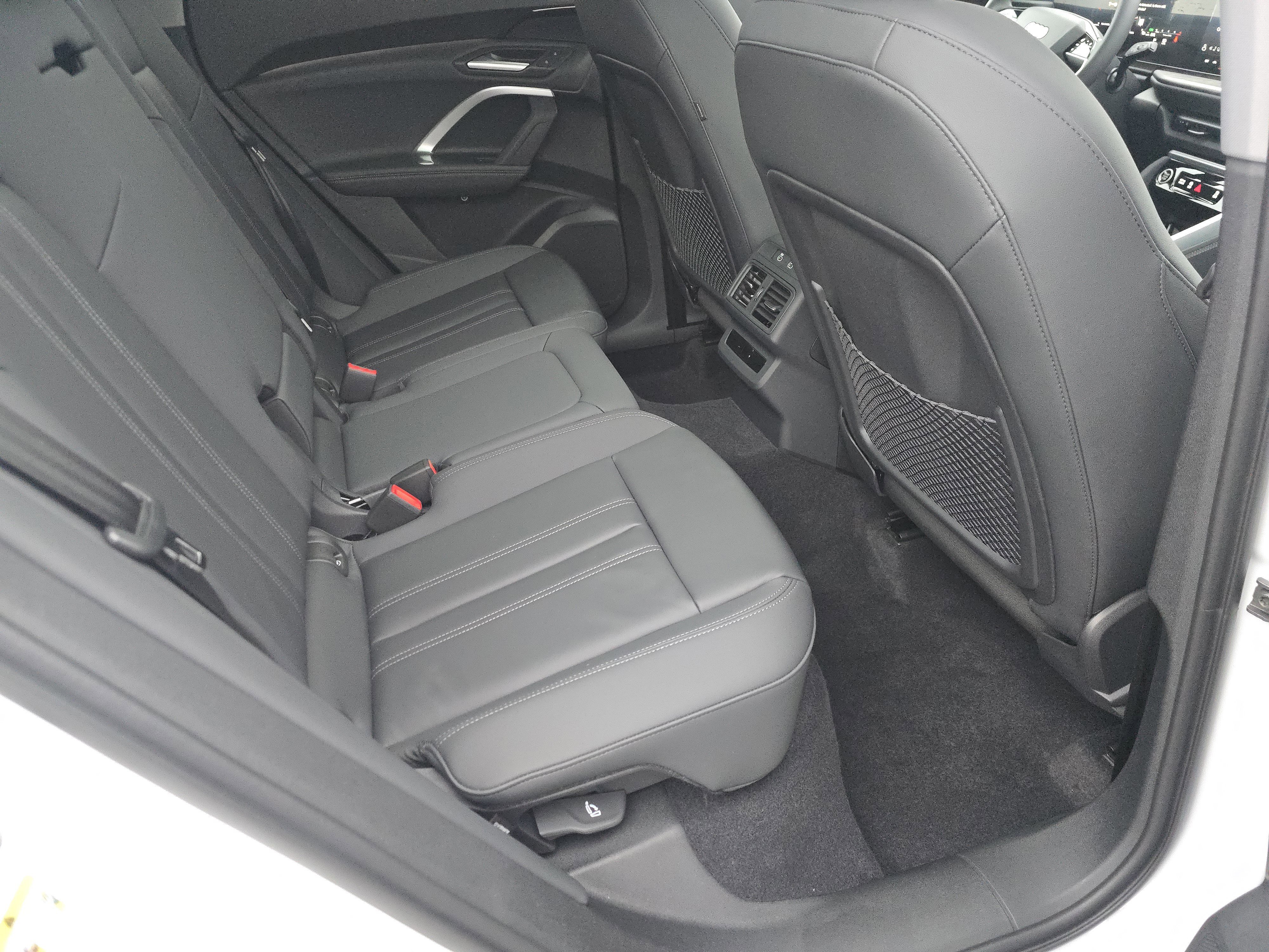 New 2025 Audi Q5 Premium image 18