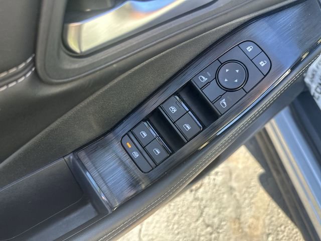 Used 2023 Nissan Rogue SV w/ SV Premium Package image 17