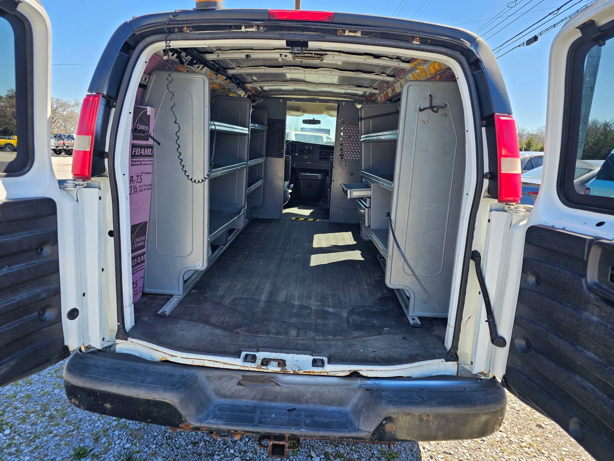 Used 2010 GMC Savana 1500 RWD image 6