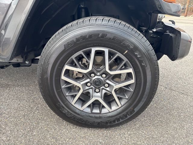 Used 2021 Jeep Wrangler Unlimited Sahara image 34