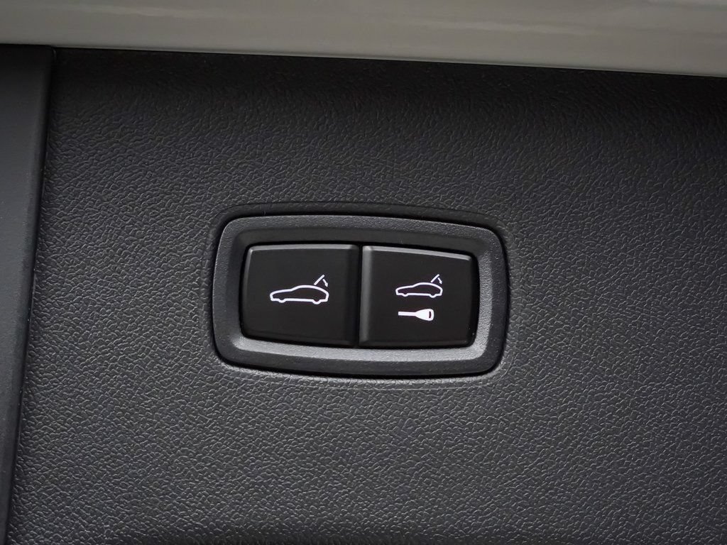 Used 2026 Porsche Cayenne S AWD/4WD image 14