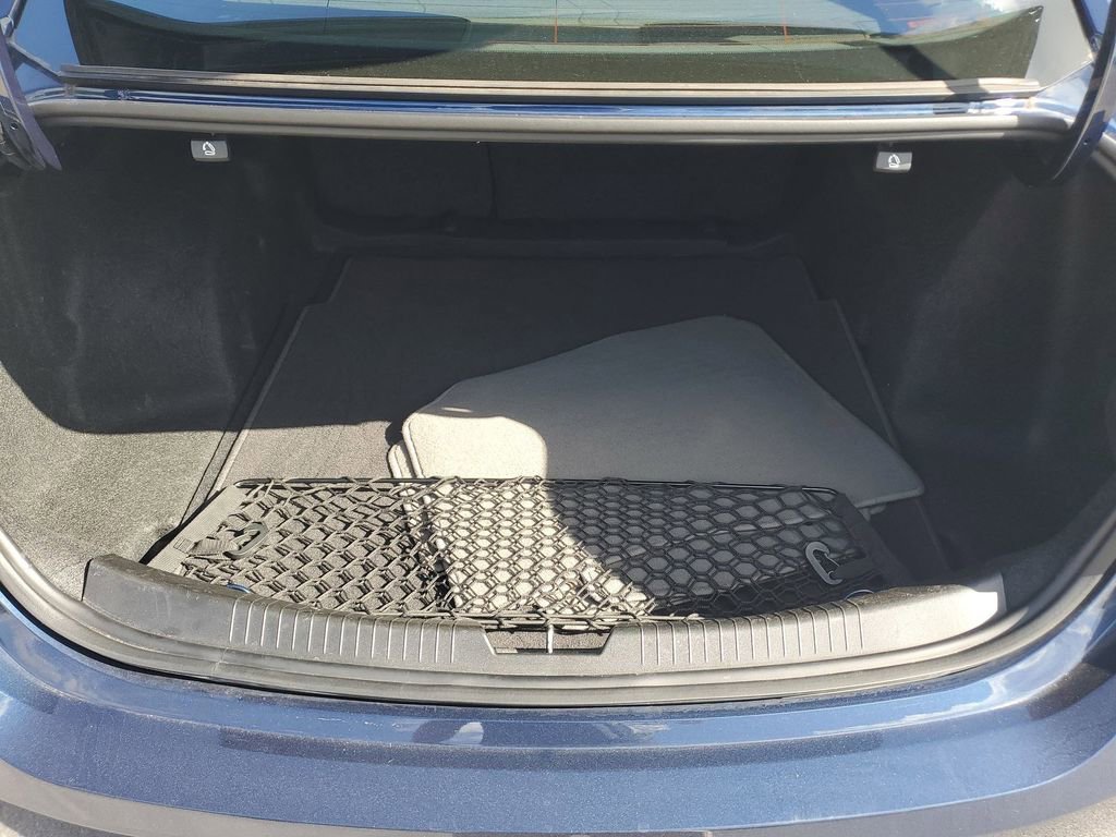 Used 2019 Chevrolet Malibu Premier w/ Sun and Wheel Package image 22