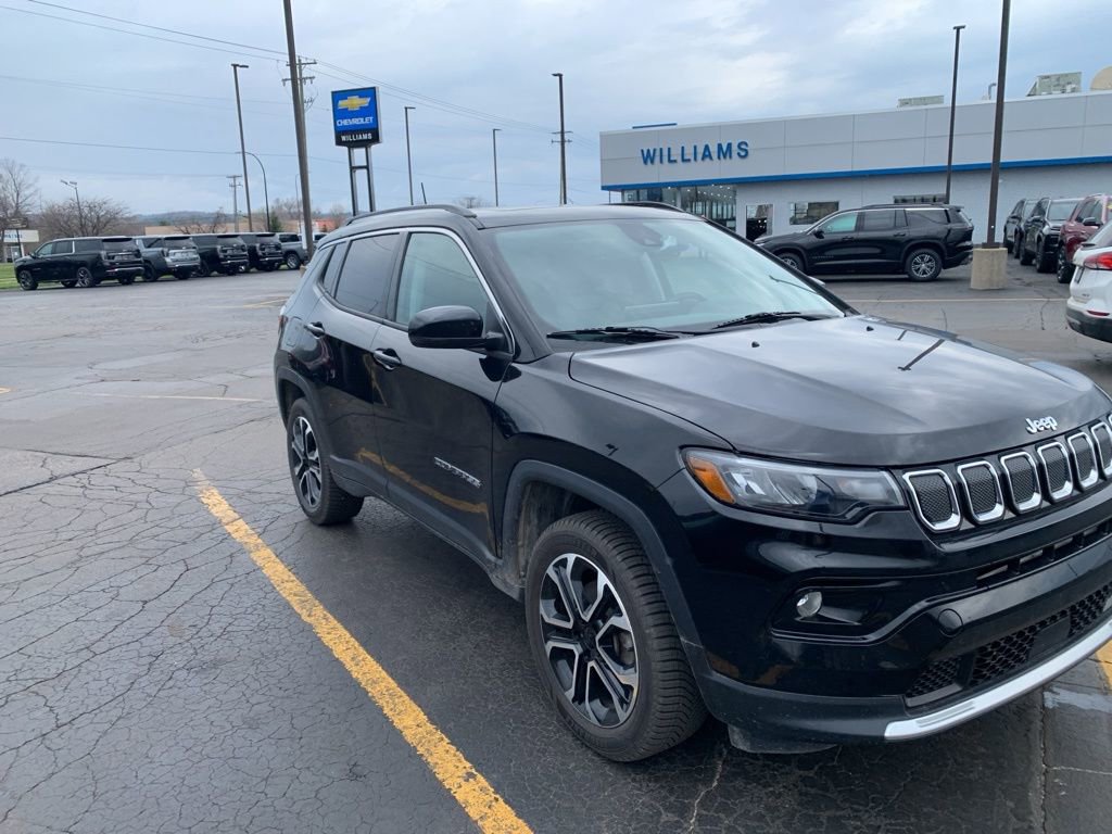 Used 2022 Jeep Compass Limited w/ Sun and Sound Group AWD/4WD image 5