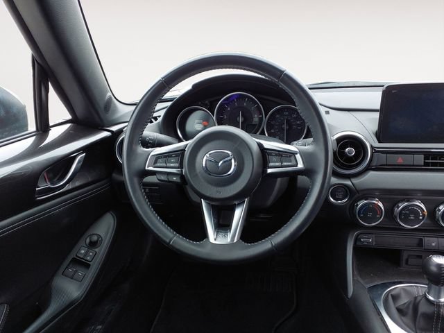 Used 2020 MAZDA MX-5 Miata RF Grand Touring RWD image 12