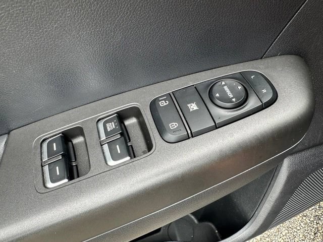 Used 2022 Kia Sportage LX AWD/4WD image 26
