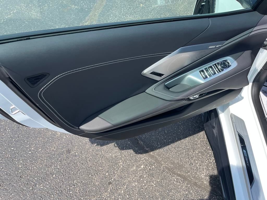 New 2025 Chevrolet Corvette E-Ray w/ Battery Protection Package image 18