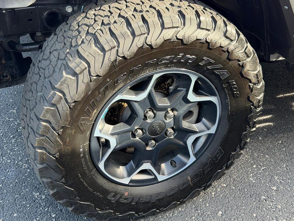 Used 2023 Jeep Wrangler Unlimited Rubicon 4xe w/ Steel Bumper Group image 2