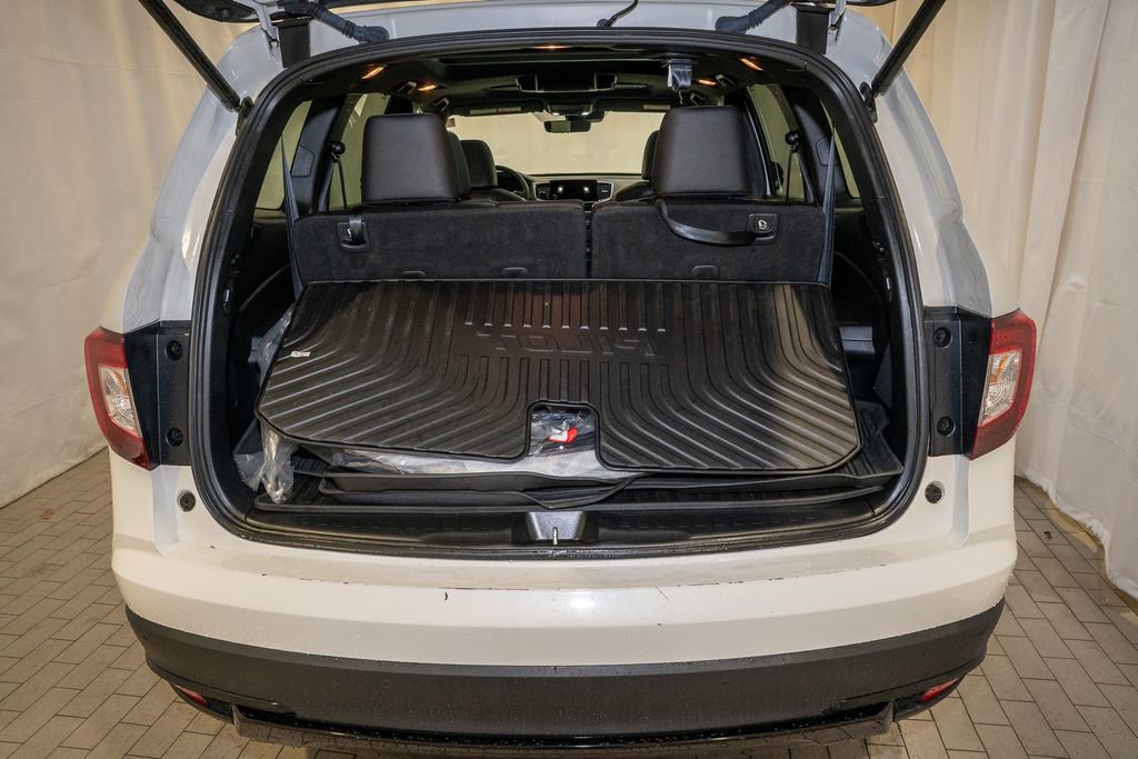 Used 2022 Honda Pilot Black Edition image 6