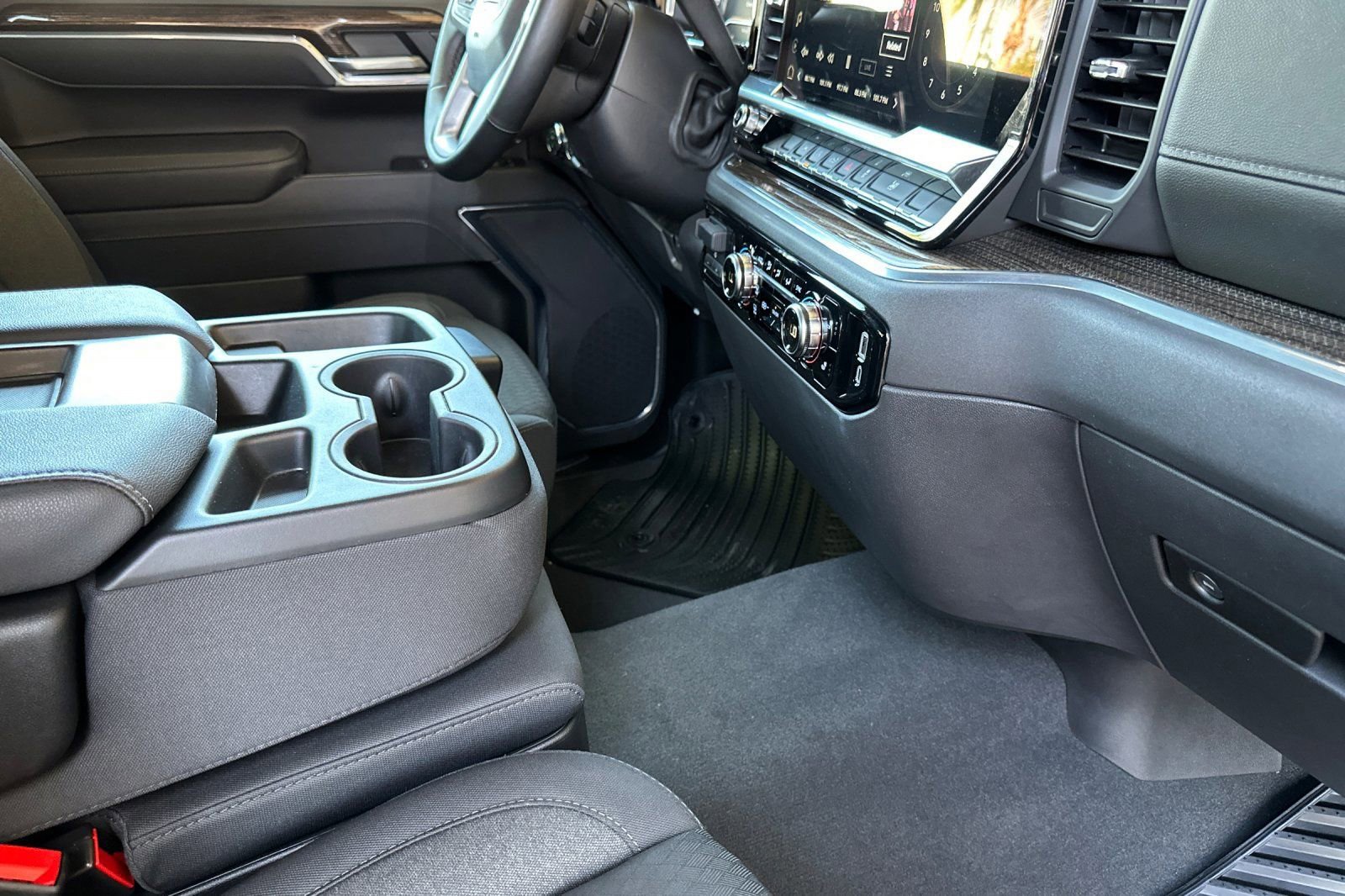 Certified 2025 GMC Sierra 1500 Elevation AWD/4WD image 16