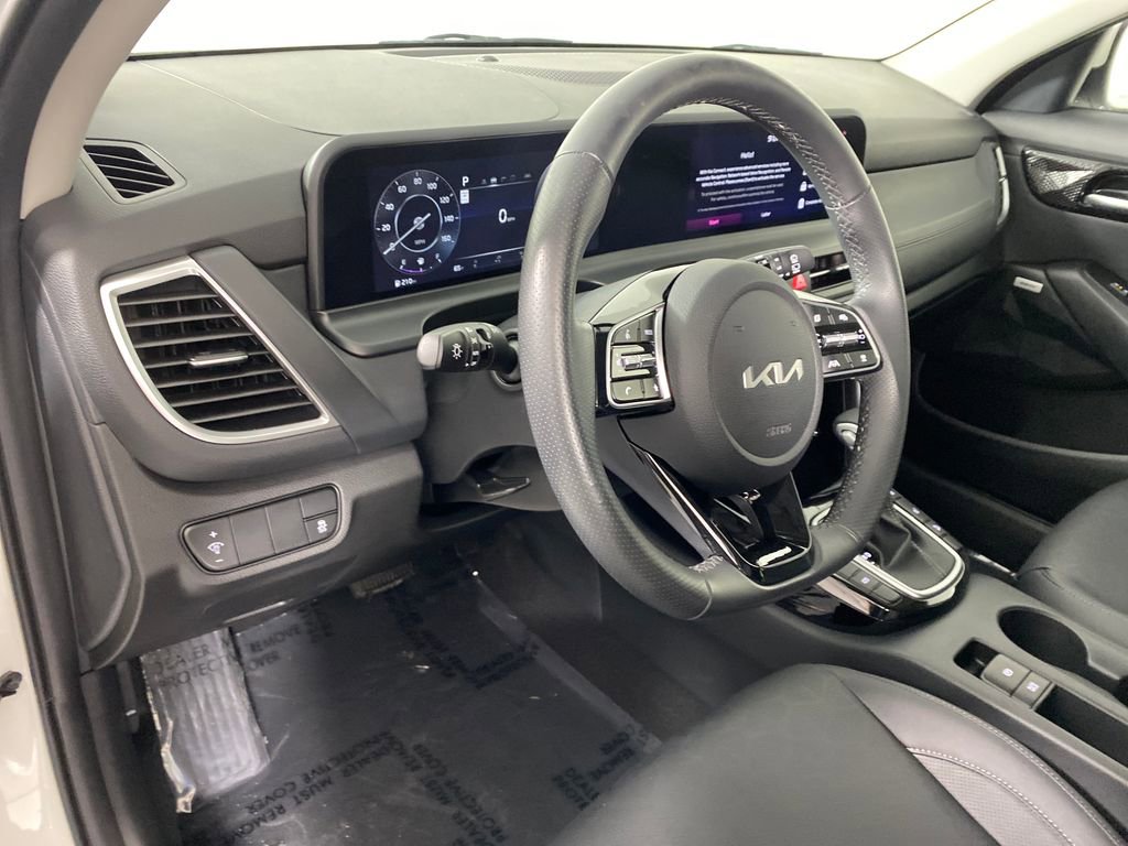 Used 2024 Kia Seltos SX image 10