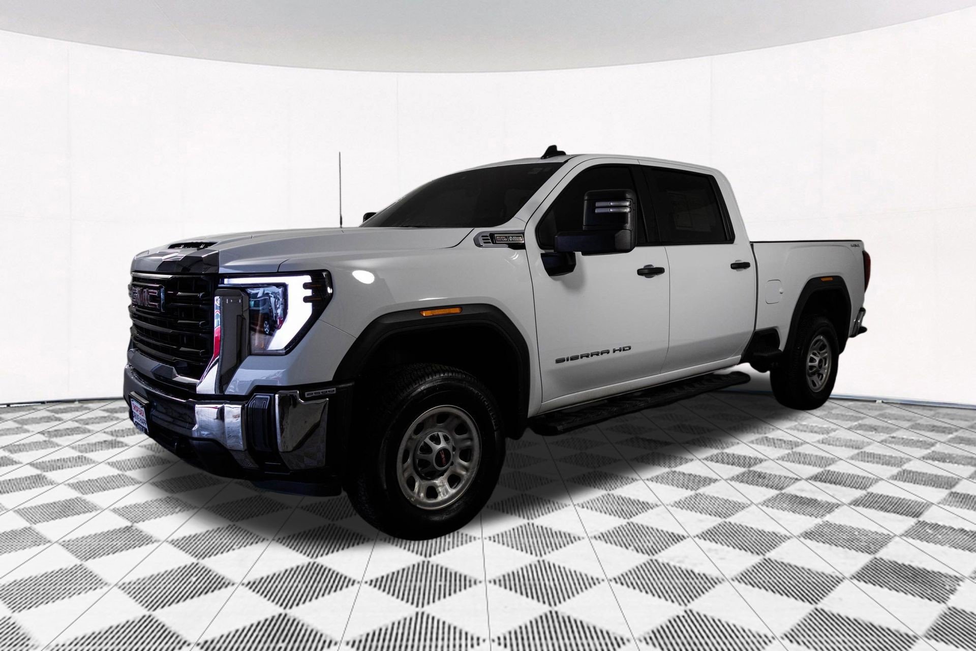 Certified 2024 GMC Sierra 2500 Pro w/ Convenience Package image 10