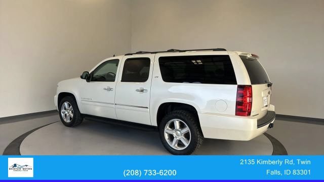 Used 2014 Chevrolet Suburban LTZ AWD/4WD image 6