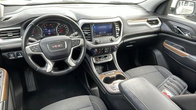 Used 2020 GMC Acadia SLE w/ Driver Convenience Package image 14