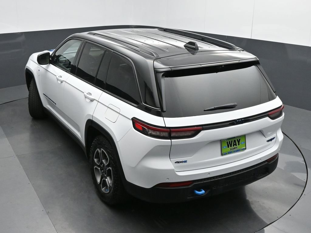 Used 2023 Jeep Grand Cherokee Trailhawk w/ Luxury Tech Group III AWD/4WD image 43