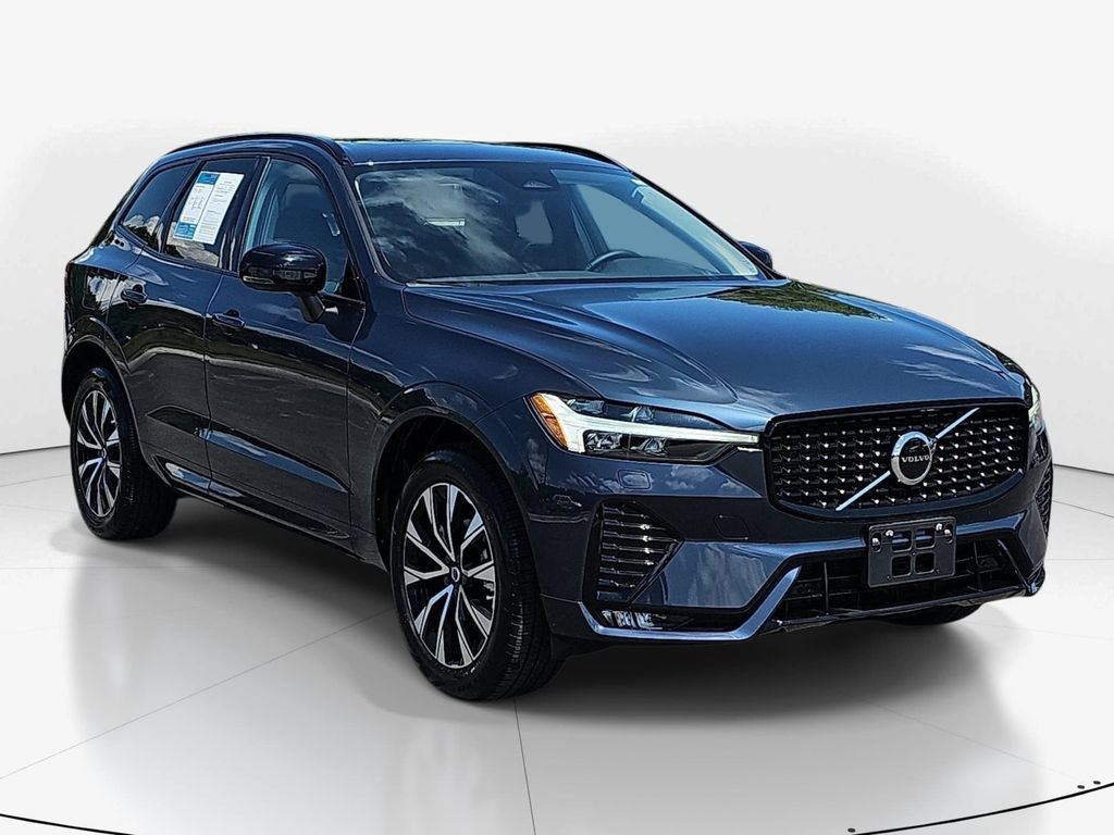 Used 2024 Volvo XC60 B5 Core w/ Protection Package Premier AWD/4WD video 3