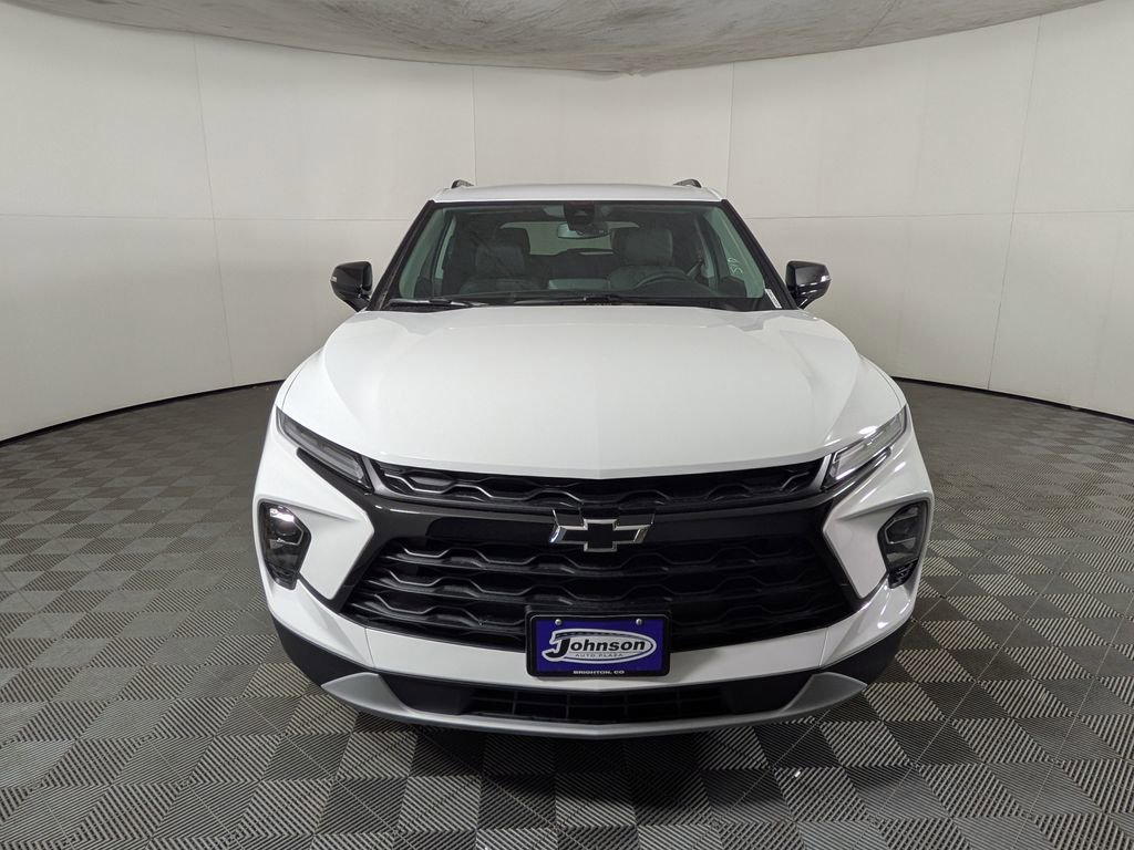 New 2026 Chevrolet Blazer LT w/ Midnight/Sport Edition AWD/4WD image 2