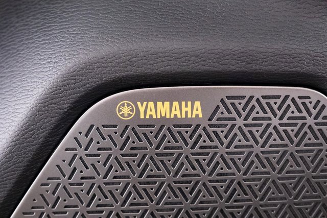 New 2025 Mitsubishi Outlander AWD image 17