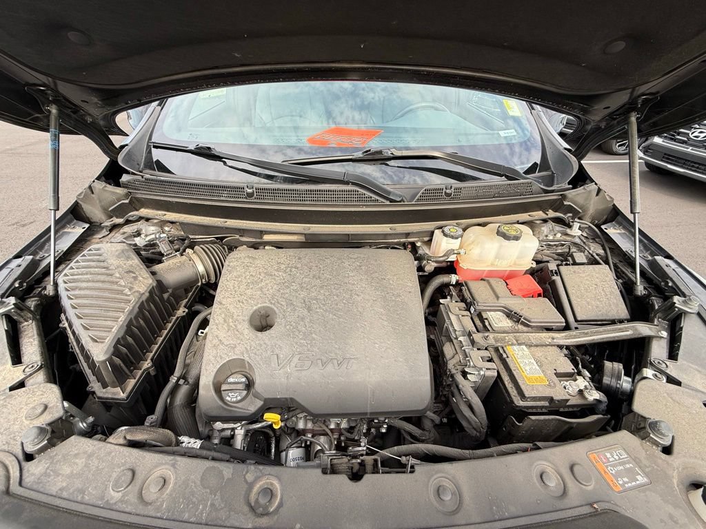Used 2024 Buick Enclave Essence FWD image 32