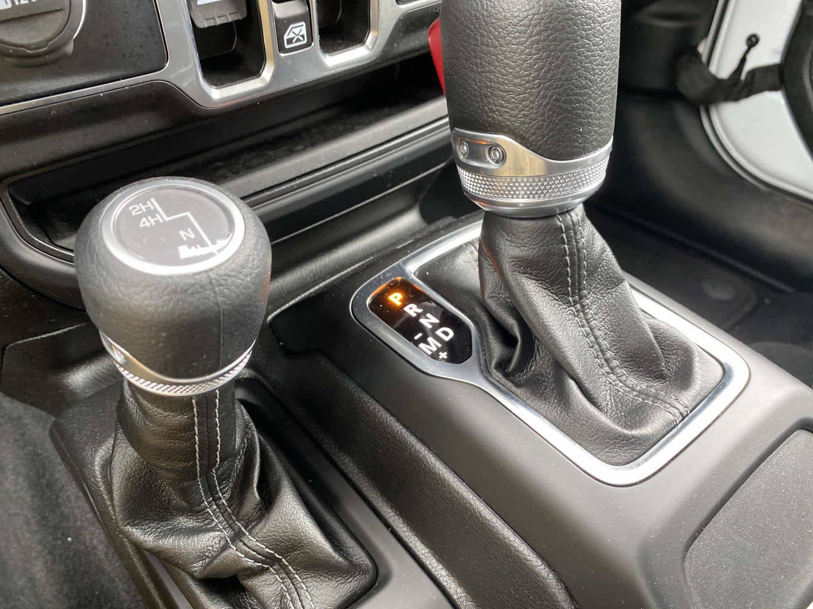 Certified 2025 Jeep Wrangler Unlimited Sport AWD/4WD image 30