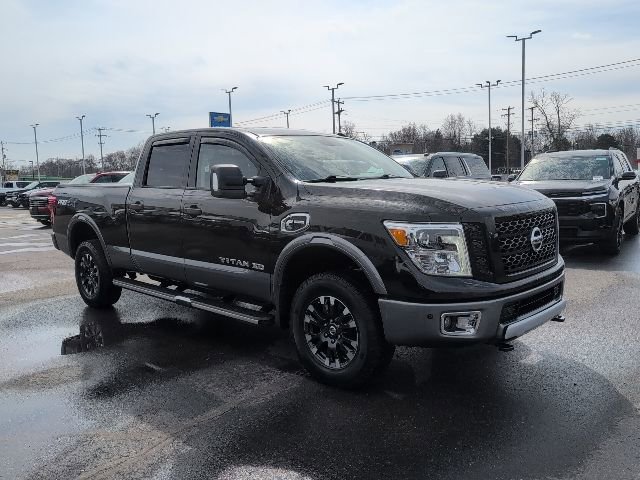 Used 2017 Nissan Titan PRO-4X image 13