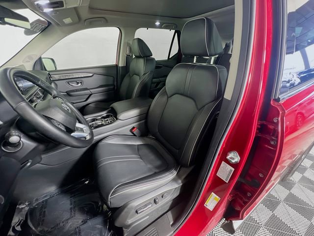 Used 2025 Honda Pilot Elite image 9